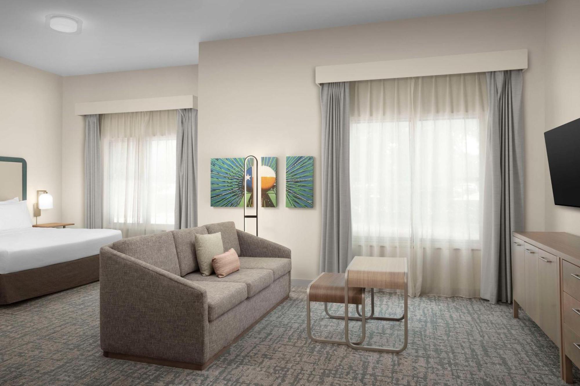Hotel Homewood By Hilton Irving-dfw Airport 3*